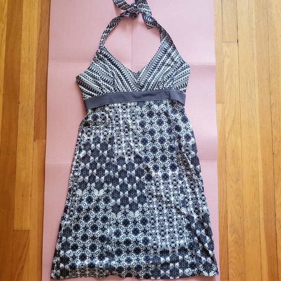 Athleta Black White  Halter Mini Dress 12P - Picture 7 of 8